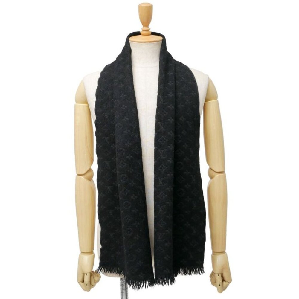 Louis Vuitton Monogram Classic Scarf Fringe Shawl - Picture 2 of 8